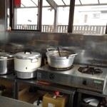 まるか弁当 - 調理場