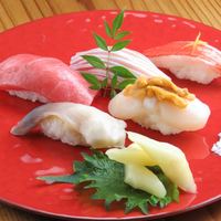 握り寿司(5貫)