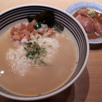日本橋海鮮丼 つじ半 日本橋本店 - 