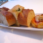 ビオディナミコ - 4種類の自家製のパン