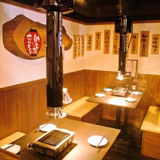 二階4名席×2席
