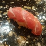 鮨 一新 - 写真その13；生本マグロの大トロ