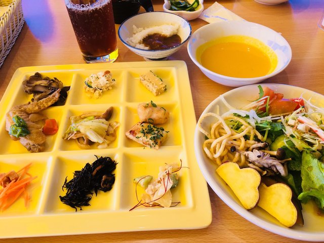にじいろレストラン 土山 バイキング 食べログ にじいろレストラン 土山 バイキング 食べログ