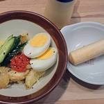 餃子食堂マルケン - 自分で作るポテトサラダ