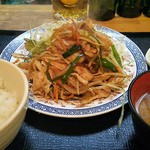 やっぱりおいしいごはんが一番 - 豚肉しょうが焼き定食