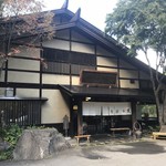 そばの実 - 大きなお店