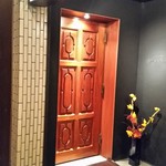 バーシャルジェ - お店は第３ラインビルの地下です。