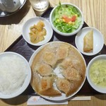 Dalian - 焼餃子セット(上から)