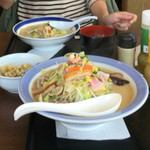 リンガーハット - 料理写真:ちゃんぽん大盛り