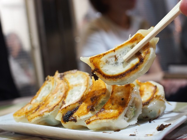 餃子屋 満園 マンエン 旧居留地 大丸前 餃子 食べログ 餃子屋 満園 マンエン 旧居留地 大丸前 餃子 食べログ