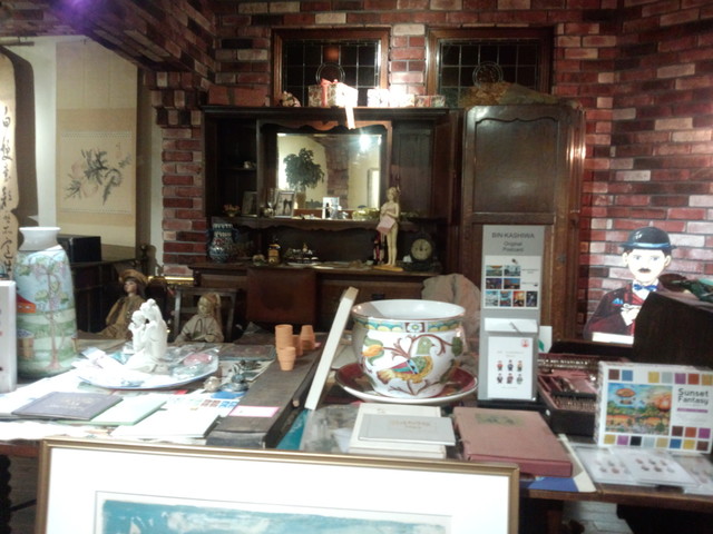 詩瑠絵燈（シルエット） - 新富士（カフェ）の写真