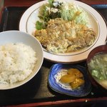 錦 - 煮かつ定食