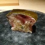 鮨 唐島 - 鯖の棒鮨