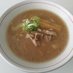 やさしい、とんこつ 麺 かまくら  - かまくら醤油