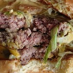 Teddy's Bigger Burgers Waikiki - パテが３枚(2018.09)