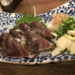 Ryuujimmaru - 藁焼き鰹のタタキ・塩6切れ