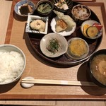 AKOMEYA厨房 銀座本店 - 季節の小鉢膳