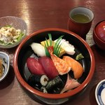 佐の寿し - 料理写真:にぎり寿司ランチ