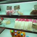 85 Degrees Daily Cafe - 