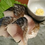 九州地鶏屋 鍋弁慶 - 炙り〆さば。