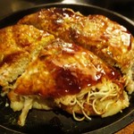 鉄板焼 zaza Casual Dining - お好み焼き(肉玉そば)