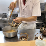 和久 - 調理風景/土瓶蒸し('18.9月中旬)