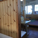 ぶた丼のとん田 - 内観