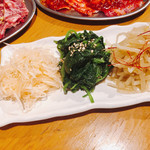 焼肉×ホルモン 武蔵関 ひゃくてん - 