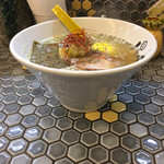 パパパパパイン - パイナップル塩ラーメン+パイナップルか