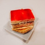 ROND POINT - フランボワーズ。何だかどっしりした写り。。