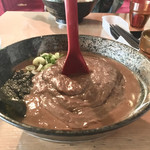 大岩亭 - レンゲが！
      大岩ラーメン特鳥 ¥1000