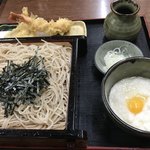 富士見屋 - とろろそば＠８３０円、天ぷら単品、合計５７０円。
築地場内市場様。今までありがとうございました。