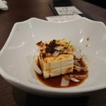 Oogata Koshitsu Chuuka Izakaya Sankyuu Chuubou - お通しの味付け豆腐 201810