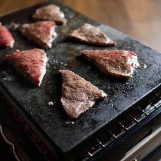 冬の溶岩プレートコース 全10品1分飲み放題コース6500円 肉処 ぎんべこや すすきの 市営 焼肉 食べログ