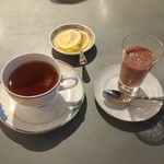 九曜杏 - 紅茶と、チョコムース