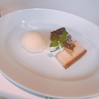 37 Steakhouse & Bar - ナッツのタルトが香ばしくて美味しかった