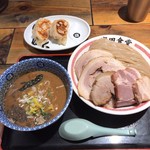 松戸中華そば 富田食堂 - 科挙圧巻