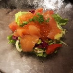 トラットリア クイント - 前菜：サーモンといくら。