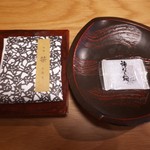 Furuyu Onsen Onkuri - お部屋のお菓子はONCRIさんオリジナル。