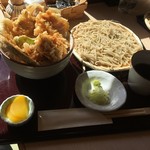 武柳庵 - 鶏天丼と小そばセット