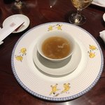 萬珍樓 - フカヒレのスープ