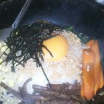 焼肉 平安郷 - 石焼きビビンバ。