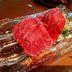 生粋 - 赤身の刺身（ちまき）