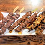 鳥平 - 砂肝と皮。