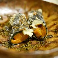 天ぷら もっこす - 海苔と雲丹の風味にわさびが加わり・・たまりません