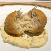 洋食 つばき - 北海道毛蟹クリームコロッケ