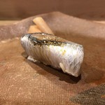 うを徳 - 根室 鰯（握り）