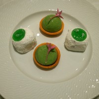 アッシュ - 