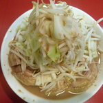 千里眼 - 9/2011の豚ラーメン麺半野菜ちょい増し