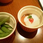 ちゃーりーはうす - お通しが２つに増えました